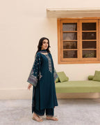 Adaab lawn 3PC – Elegance in Every Thread