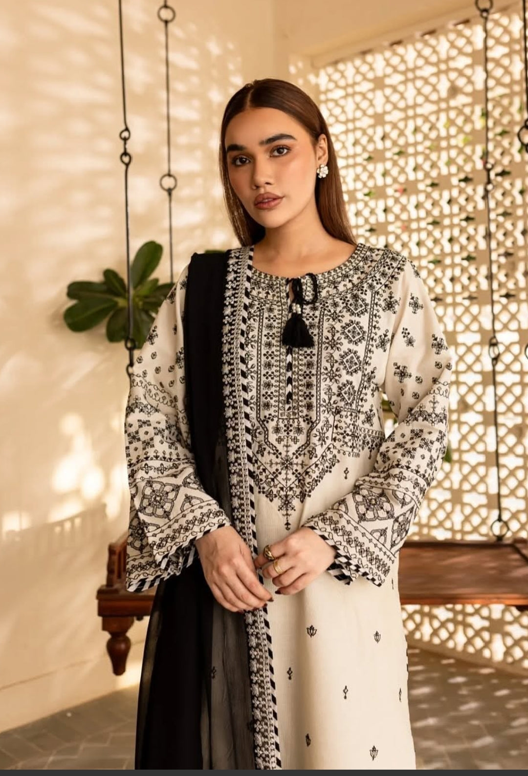 Arfa Embroidered Stitched 3pcs 