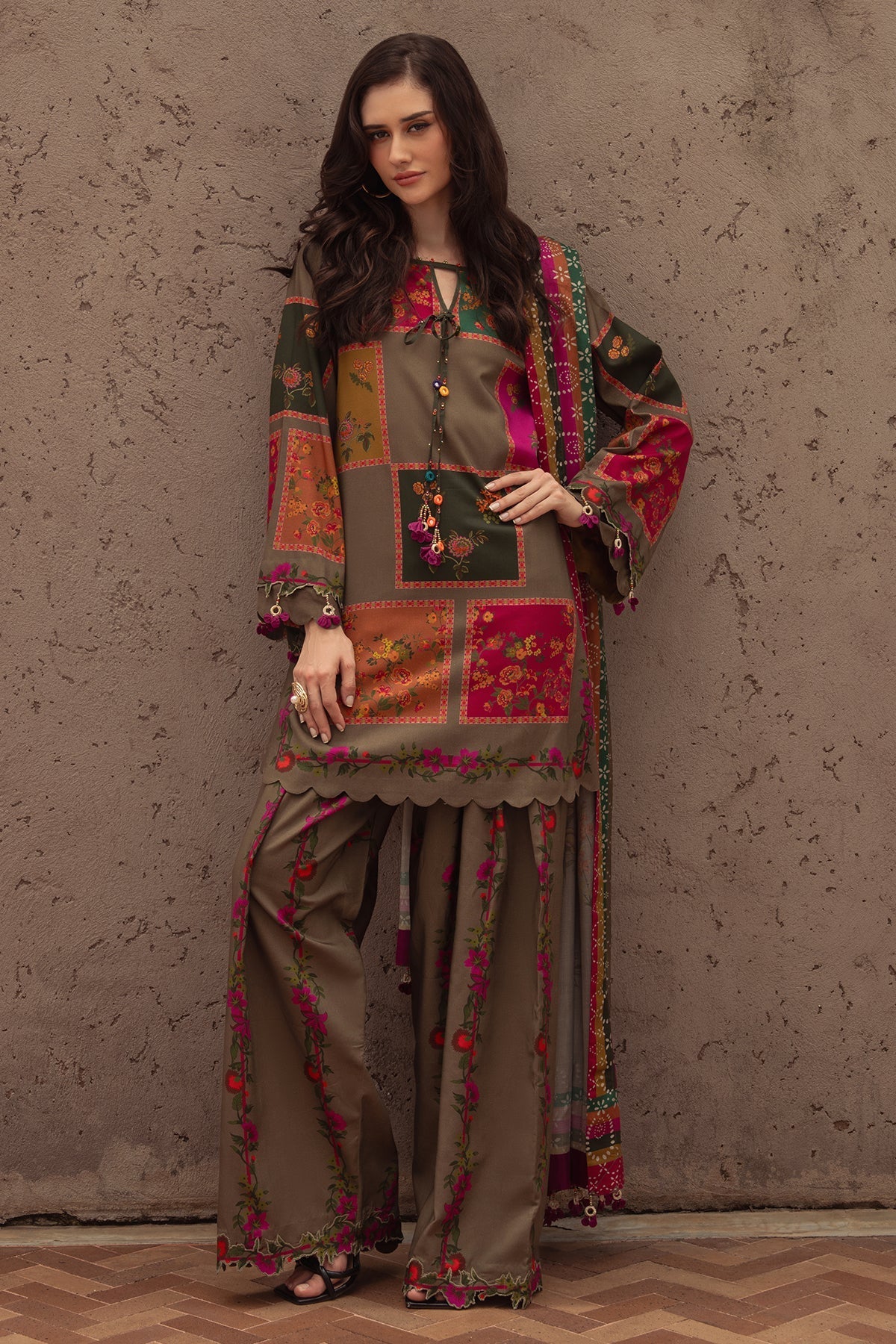 3-PC Eliza Stitched Printed Winter Grip Soft & Silk brown