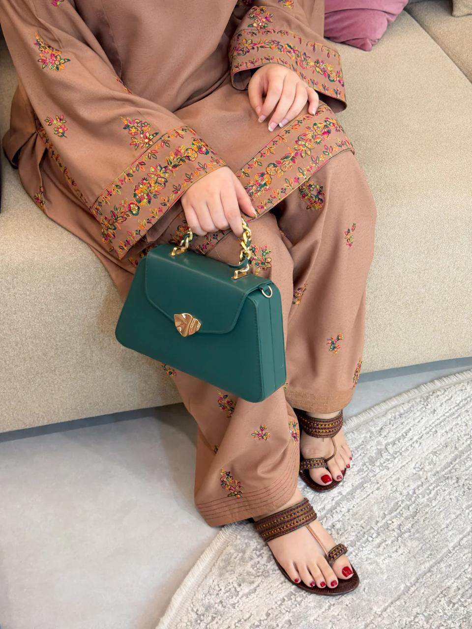 FEFA 2PC ( FARSHI SHALWAR)