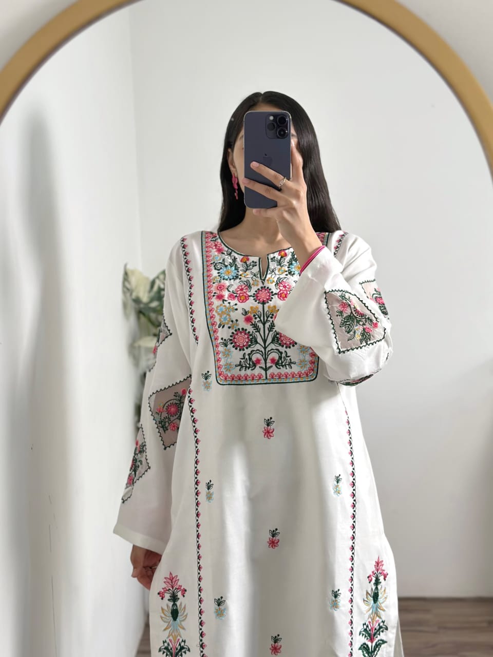 WHITE Violet EMB 2PC