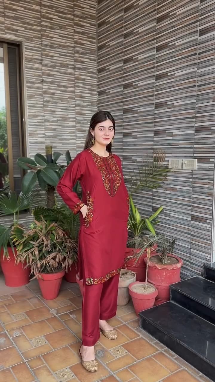 POCKET SEQUENCE EMBROIDERY 2PC