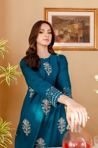 Malvin – Embroidered Co-Ords 2Pc Set 🌸