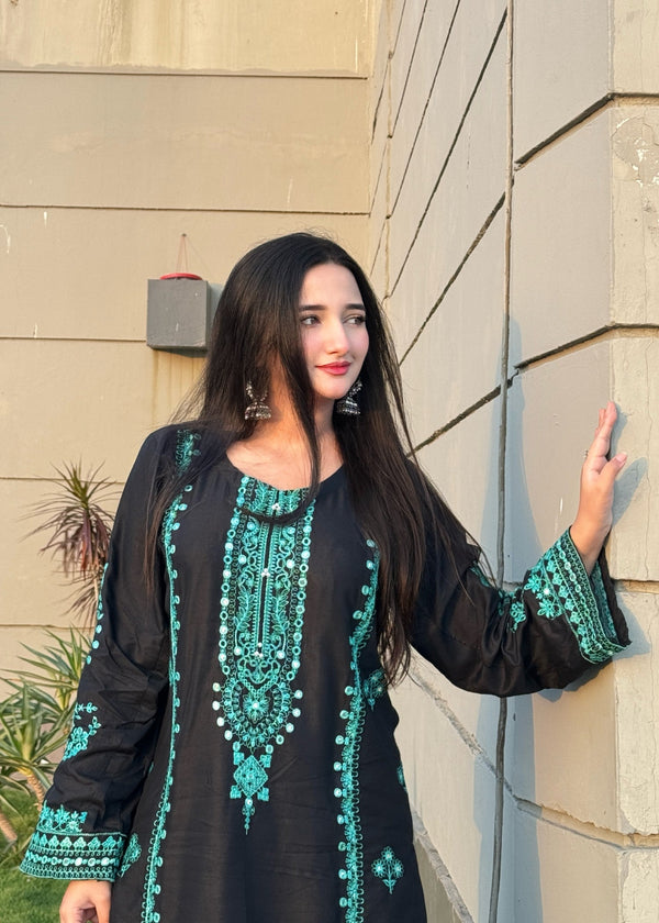 Embroidered 2pcs  black dress